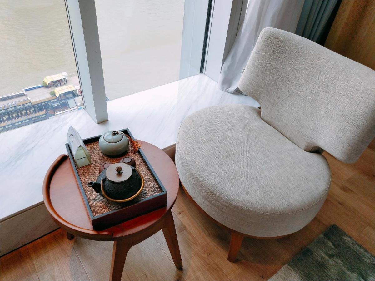 Howard Johnson Riverview Hotel Guangzhou Eksteriør billede