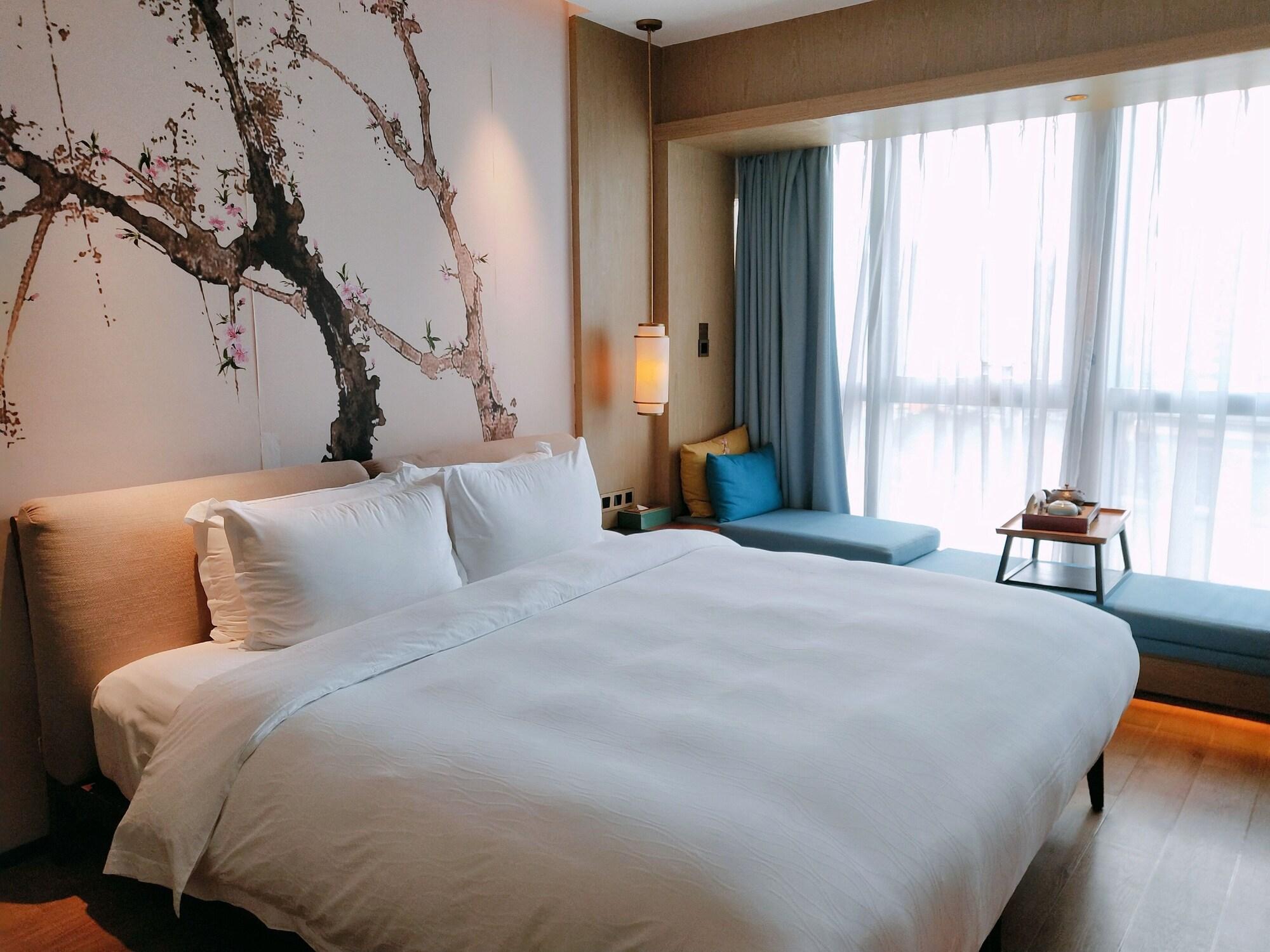 Howard Johnson Riverview Hotel Guangzhou Eksteriør billede