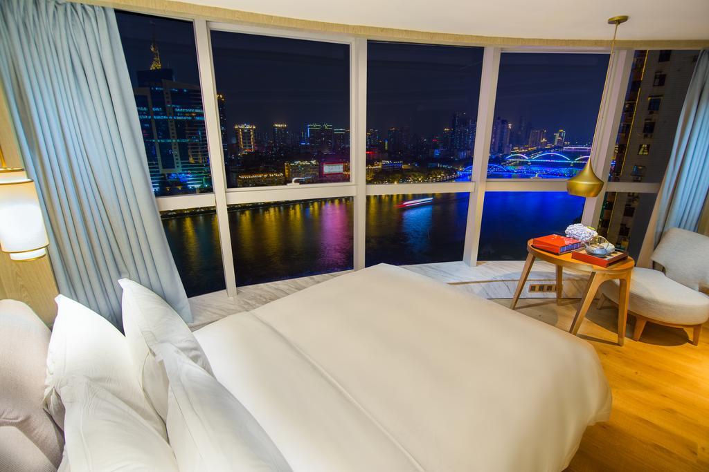 Howard Johnson Riverview Hotel Guangzhou Eksteriør billede